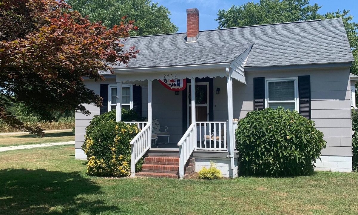 Cape Charles House | Fish Tales-FISH/EAT/STAY