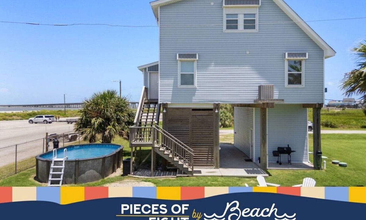 San Luis House | Fisherman`s Dream: Game Room & Walk to Beach