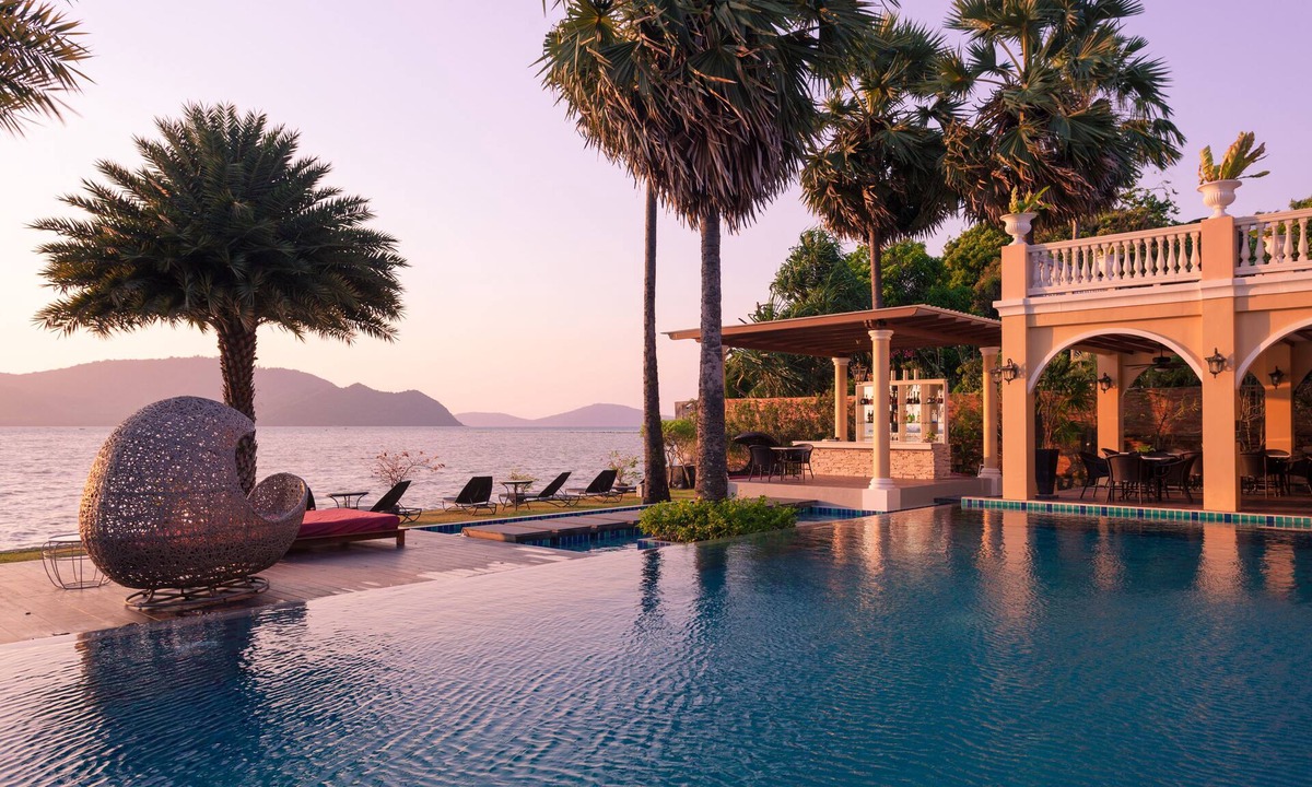 Rawai Villa | Fisherman Way Beach Villa