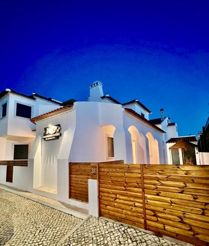 Almograve House | Fishermans House