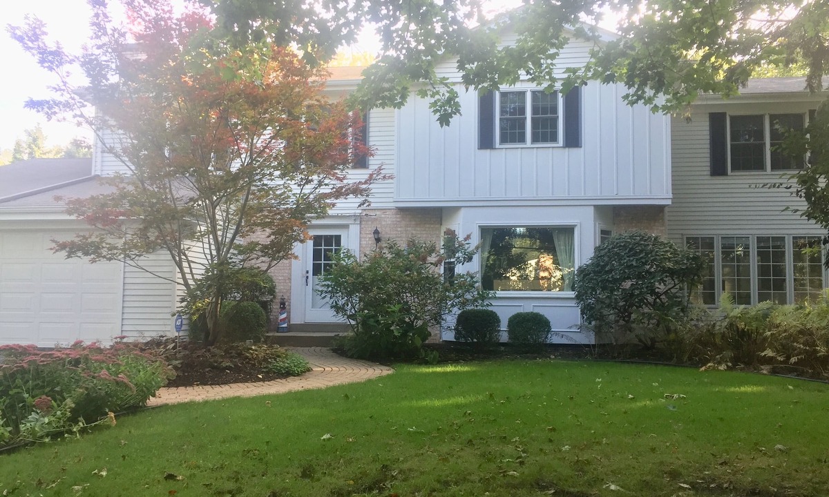 Glendale House | "Five Bedroom Luxury by the River "