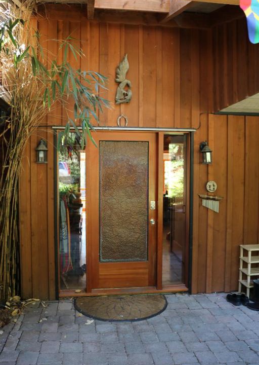 Salt Spring Island House | Five Elements Lodge B&B with Outdoor Spa