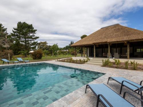 Buffalo Hills Game Reserve House | Five Elements Resort - Nguni Cabin