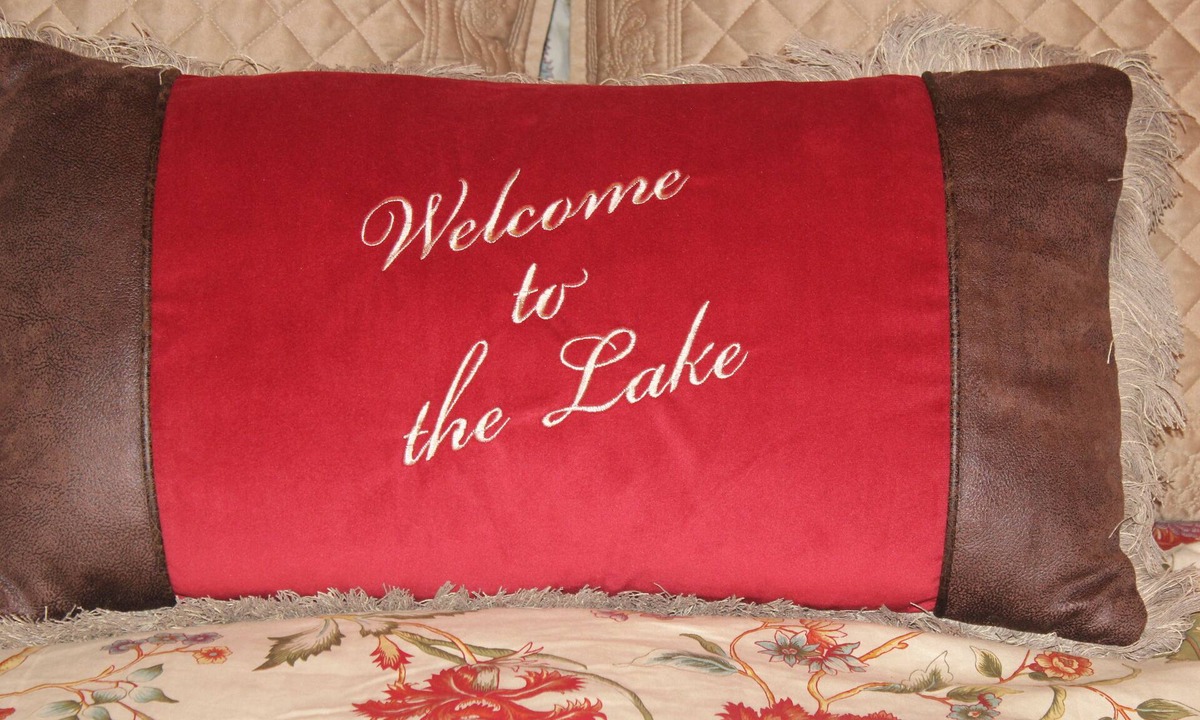 South Casco Cottage | Five Star Cottage - SAVE Two Hundred Dollars on Open Weeks!