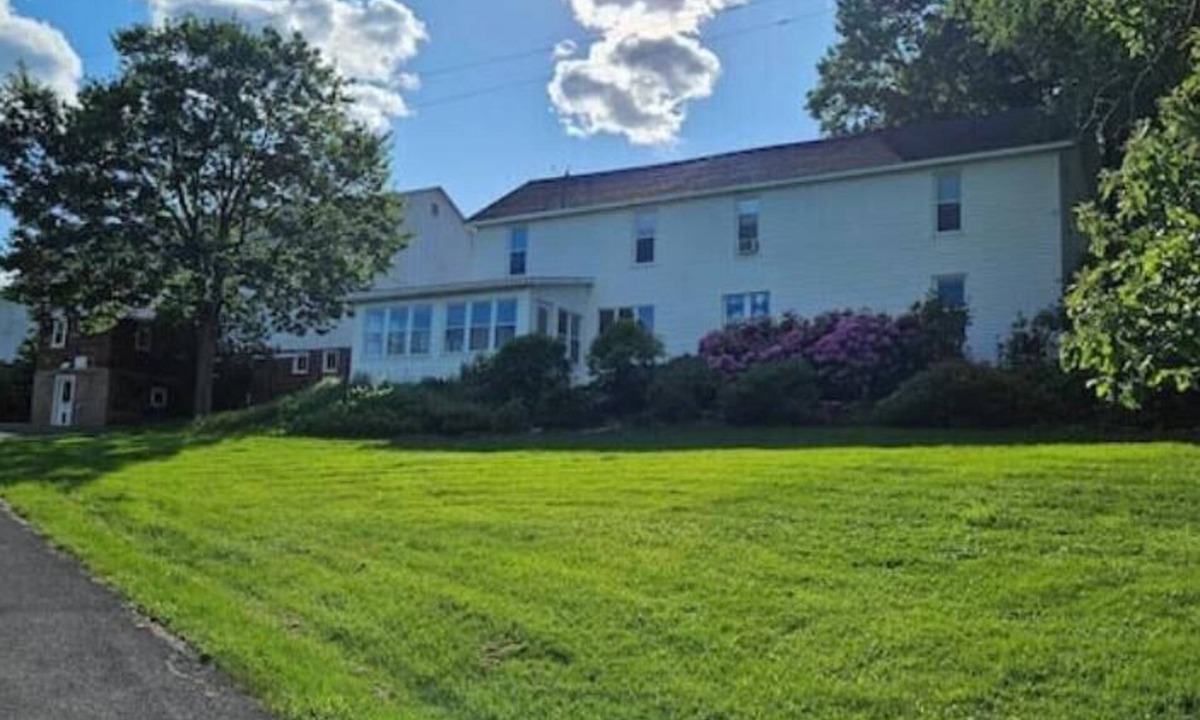 St. Marys House | Five W Ranch -Sugar Hill Farm location- Private, Five Minutes From Downtown!