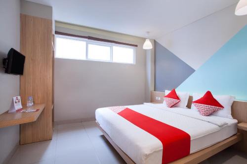Kampung Bali Hotel | Flagship 101 Apple Platinum