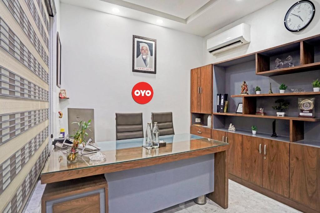 Sector 27 Hotel | Flagship Hotel City Link By Ratiram Palace