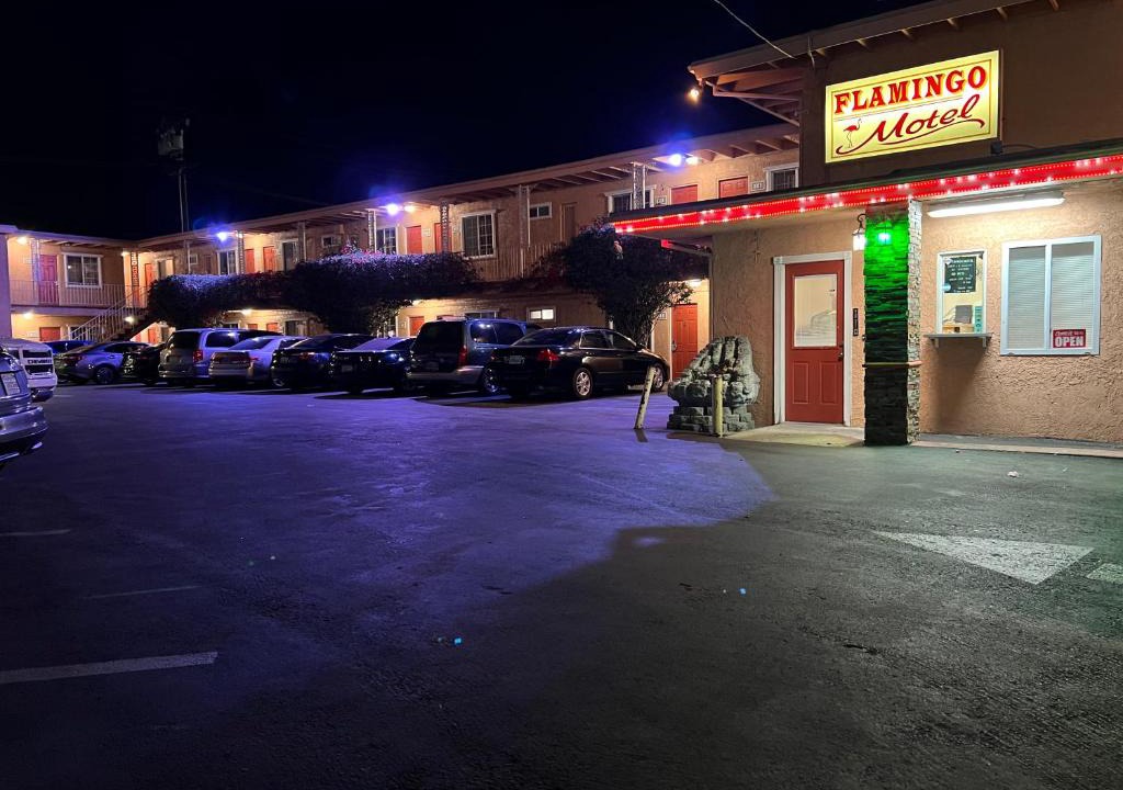 Oxnard Hotel | Flamingo Motel Oxnard