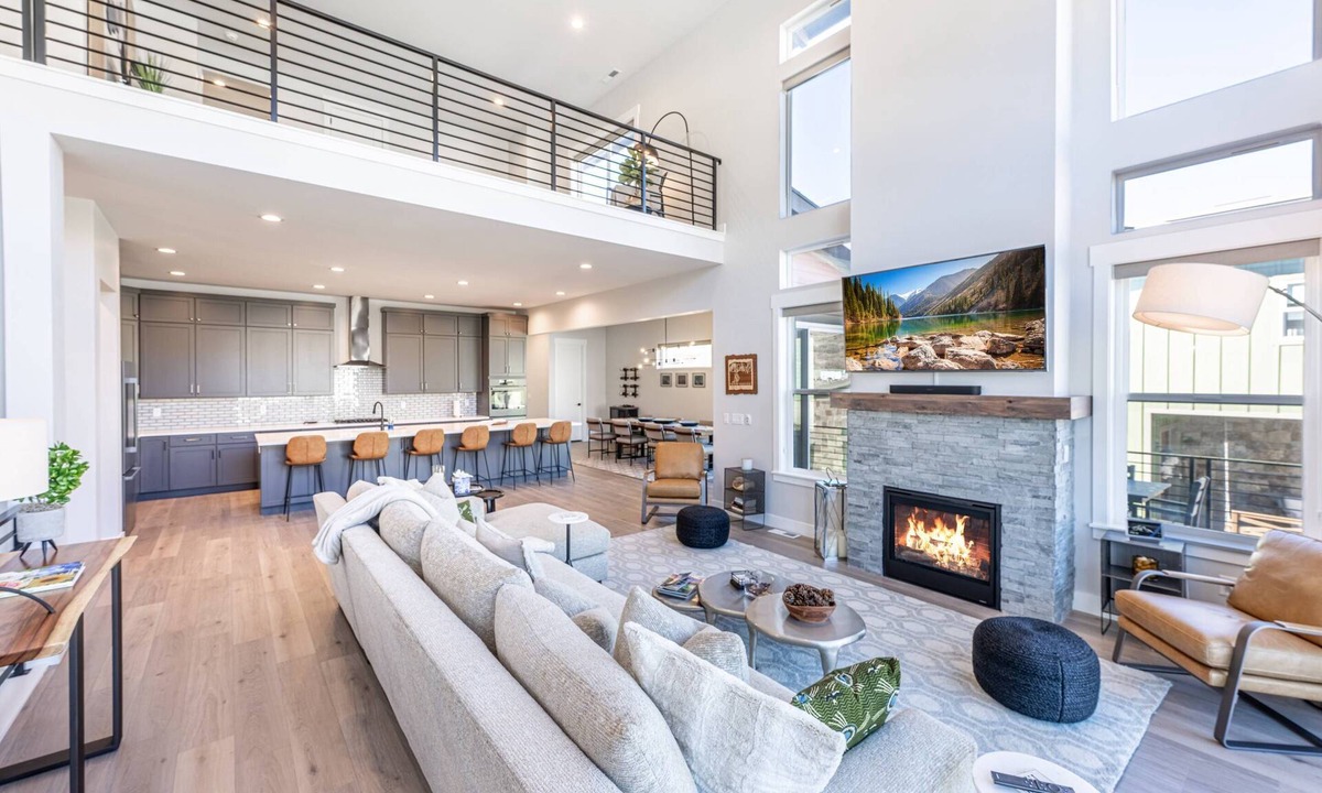 Deer Mountain House | *Flash Sale* Still Need 4th of July Plans?