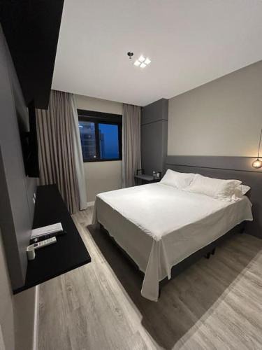 Andorinha Apartment | Flat 1609 Infinity Tower