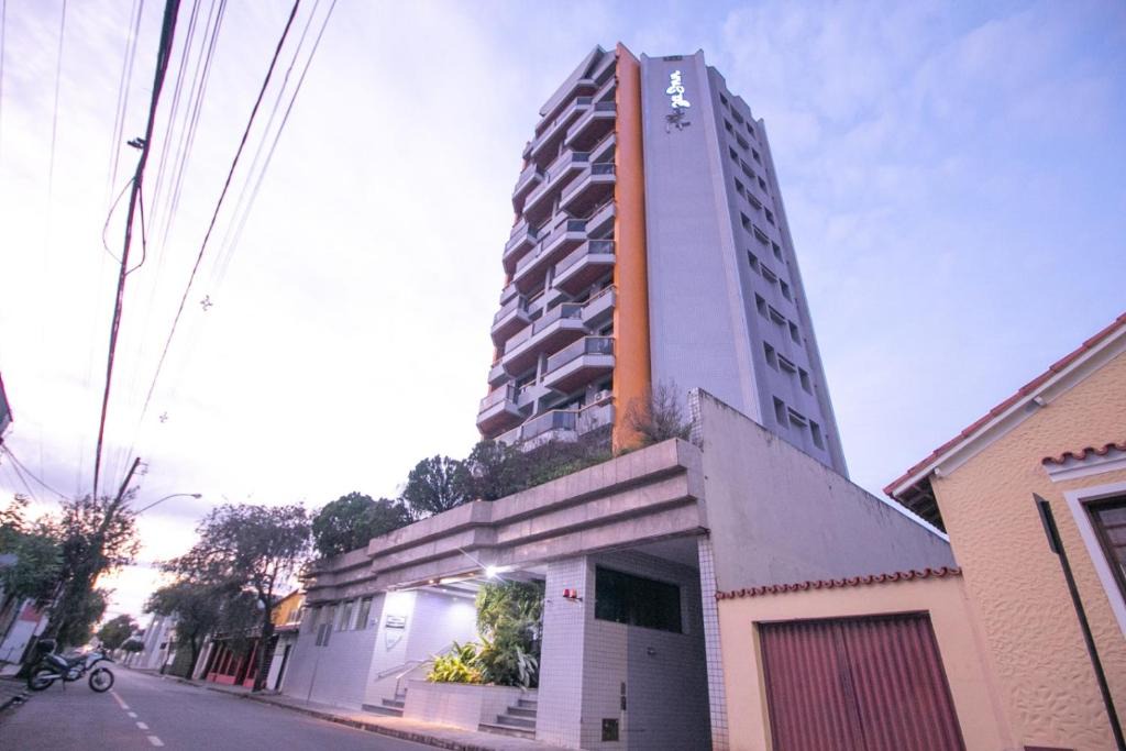 Centro Apartment | Flat completo no centro de Araxá - 901