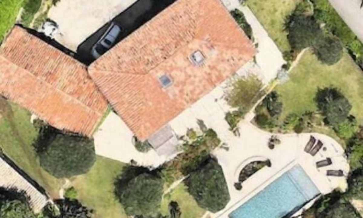 Le Rouret Villa | Flat duplex in Villa 4/6 pers. Near Grasse, Swimming pool, Garden