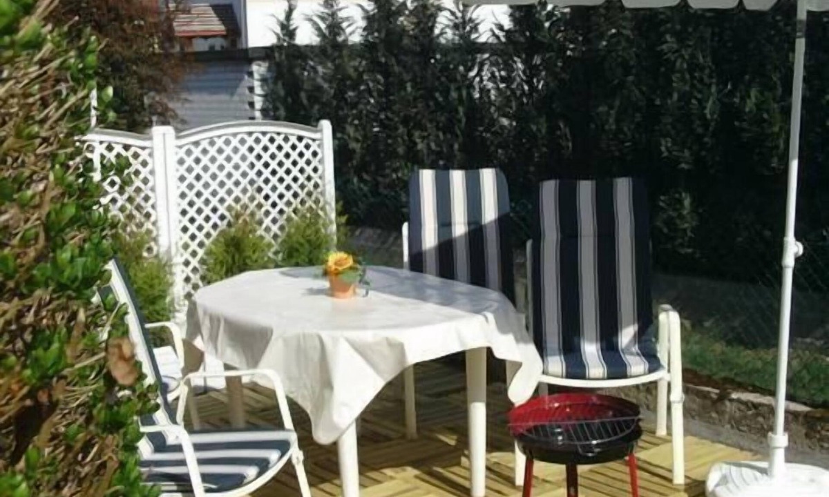 Abenheim Apartment | Flat in Abenheim with barbecue and terrace