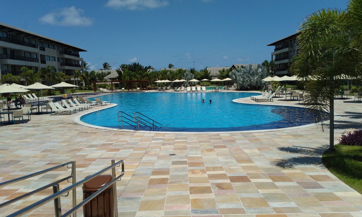 Porto de Galinhas Condo | Flat in the beachfront building, Class Ecolife, Muro Alto, 3 bedrooms, ground floor, facing the pool.
