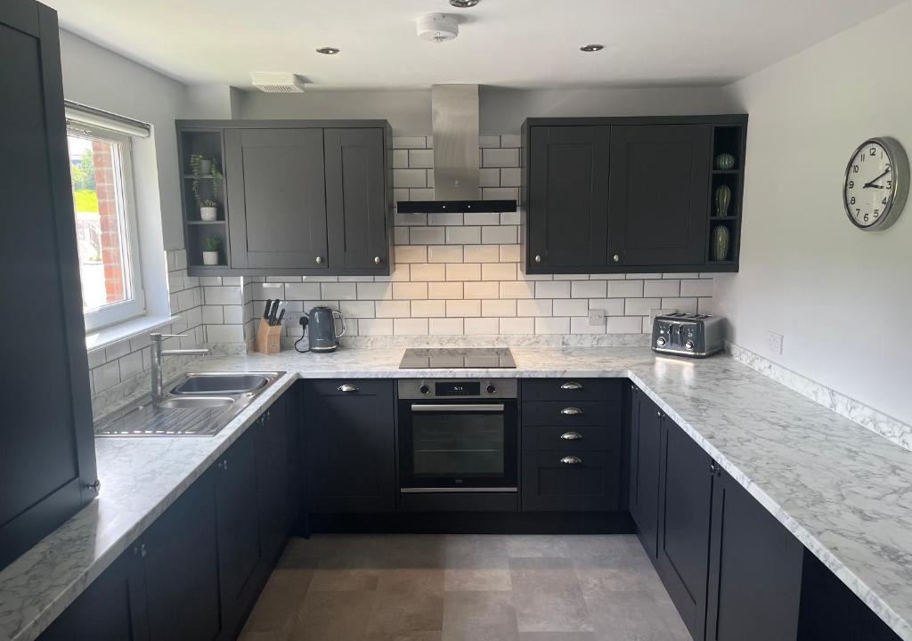 East Kilbride Apartment | Flat Two, 212 Eaglesham Road, East Kilbride, Glasgow