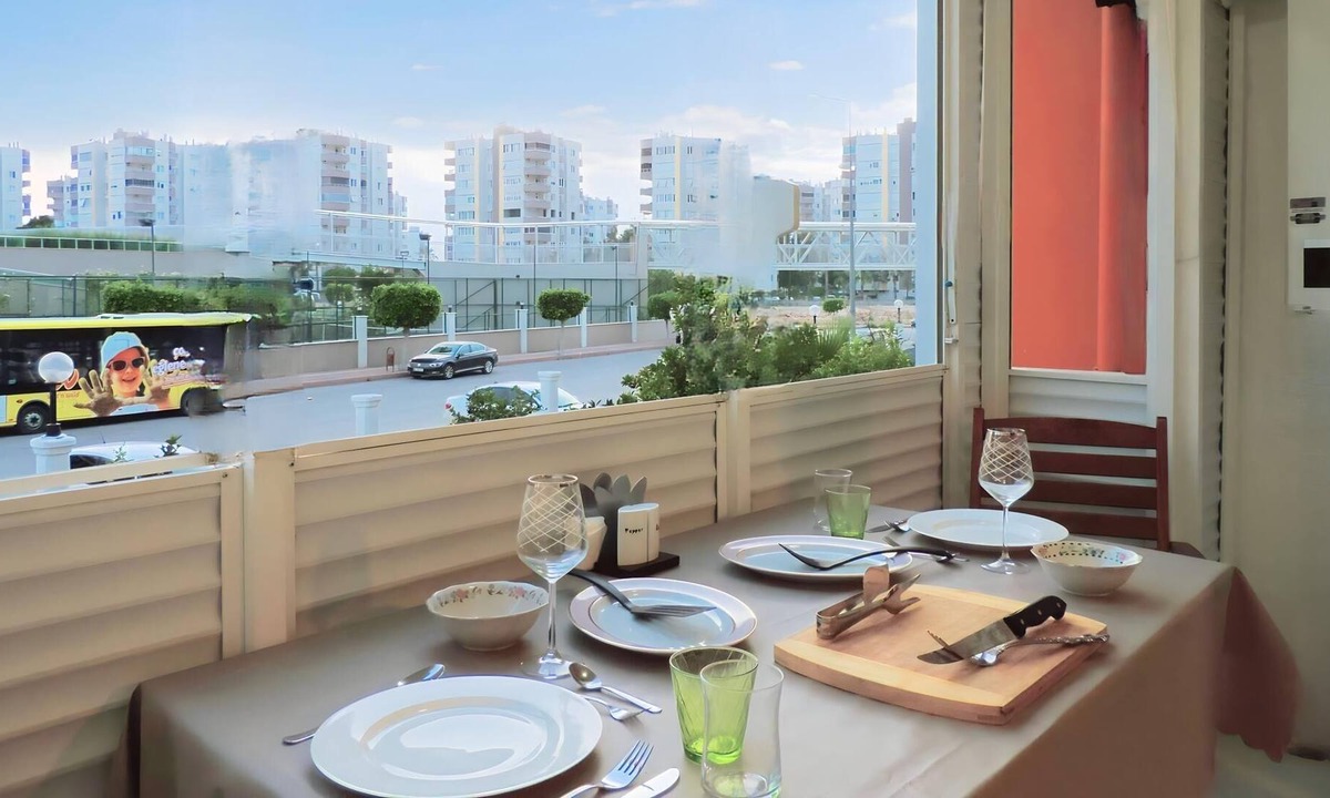 Kundu Apartment | Flat w Pool, Balcony 10 min to Beach in Antalya
