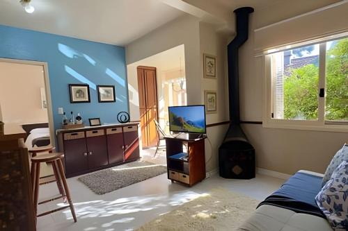 Bairro Lago Negro House | Flat with FIREPLACE CONDOMINIUM, next to LAGO NEGRO (Lake)