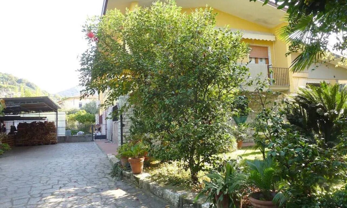 Ripa-Pozzi-Ponterosso Apartment | Flat with garden closed to see