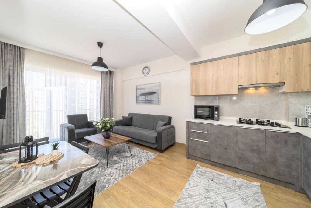 Kepez Apartment | Flat with Shared Pool in Kepez