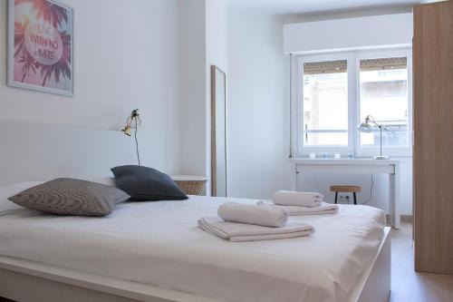 Sants-Badal Apartment | Flateli Roger 6