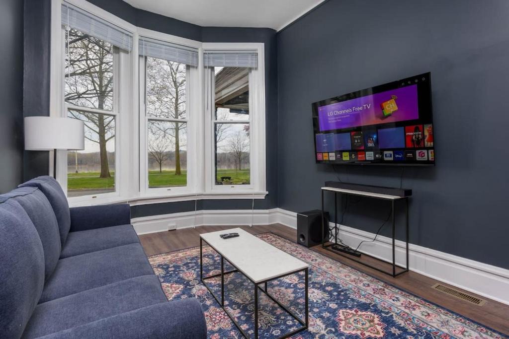 Harrisburg Apartment | Flats on Front - Riverfront Gem Fast Wi-Fi 1F