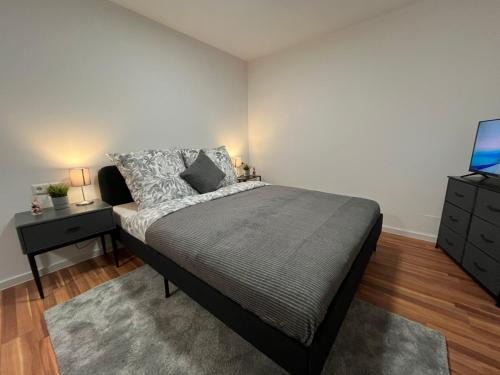 Ruppurr House | FlexStay Room 10