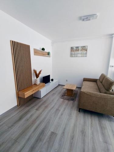 Lazaret Apartment | FLH - Apartament Central Silva