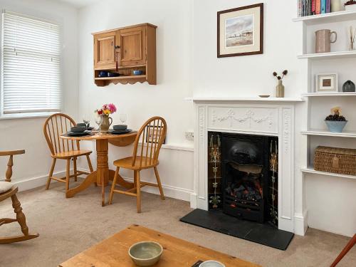 Eye House | Flock Cottage