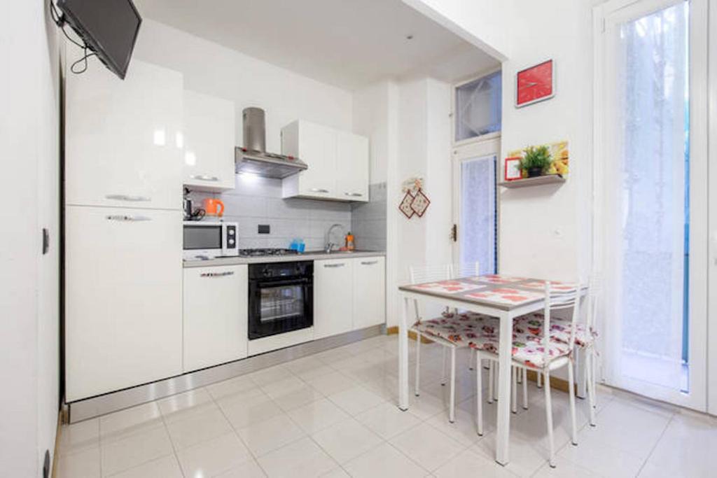 San Lorenzo Apartment | Florence Concierge - Faenza Apartment