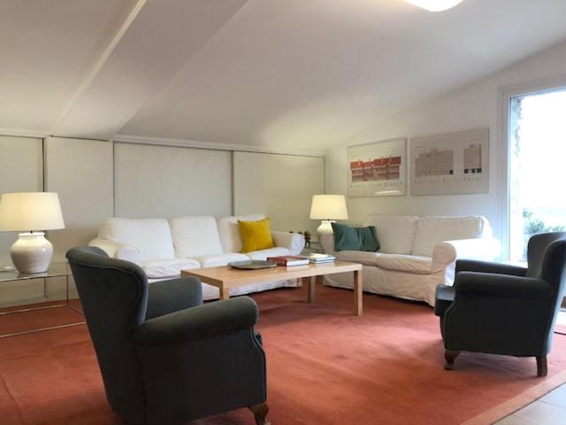 Valdemorillo Apartment | Flores 38