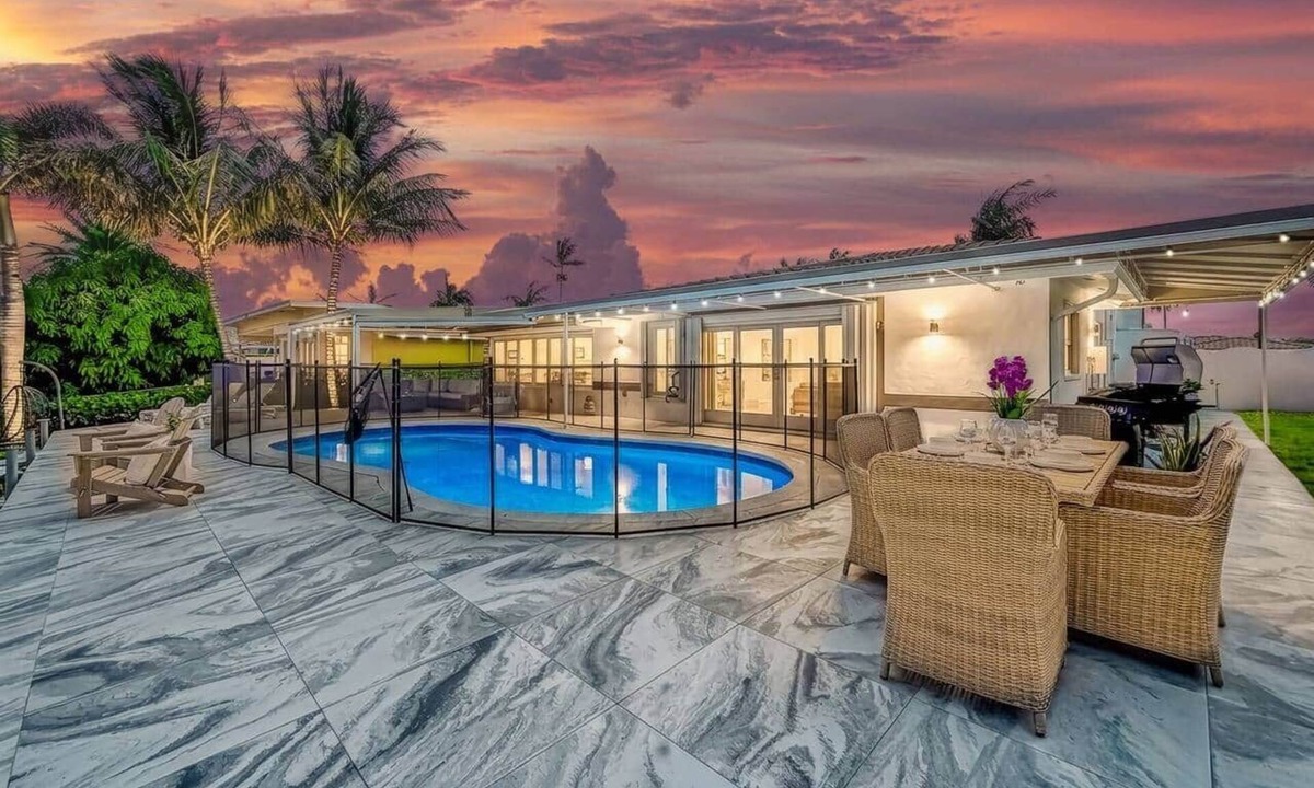 Garden Isles House | Florida Dream | Pool | Canal | 4 BDR