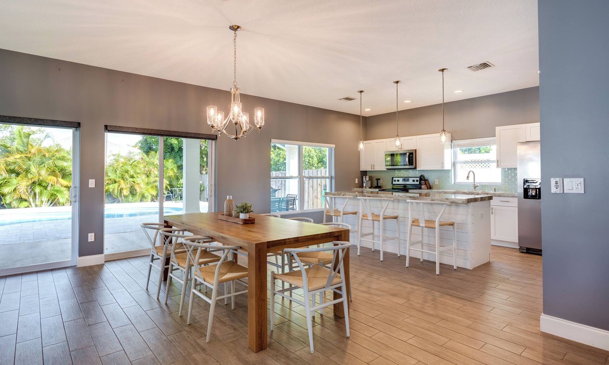 Jensen Beach Cottage | Florida Gem: Saltwater Pool By Beaches & Kayaking!
