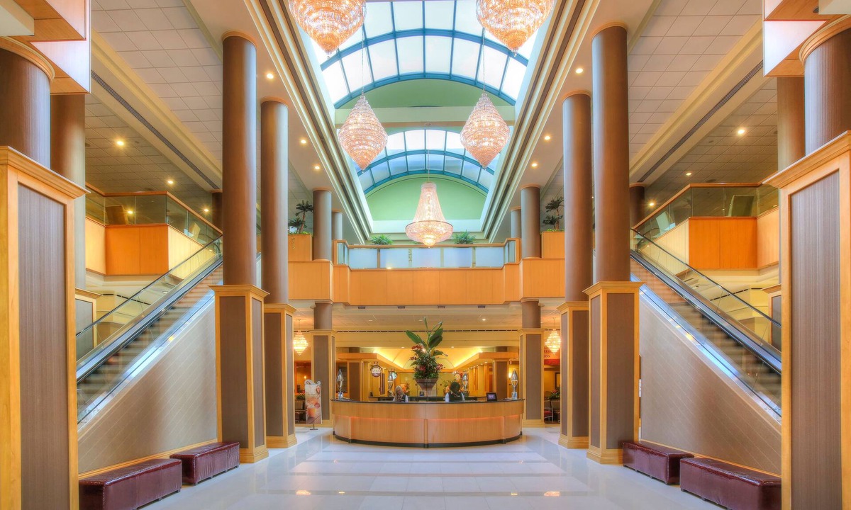 Orlando Hotel | Florida Hotel & Conference Center in the Florida Mall