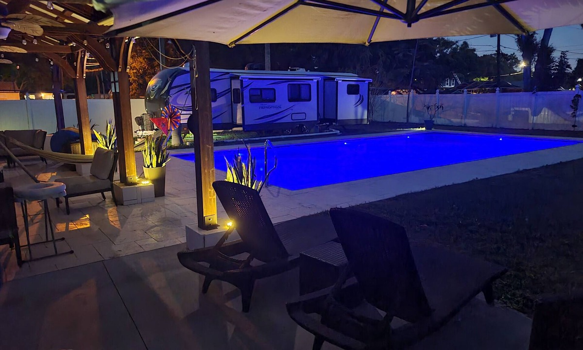 Pinellas Park House | Florida Sunshine RV Experience