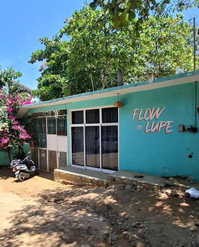 Brisas de Zicatela Hotel | Flow De Lupe