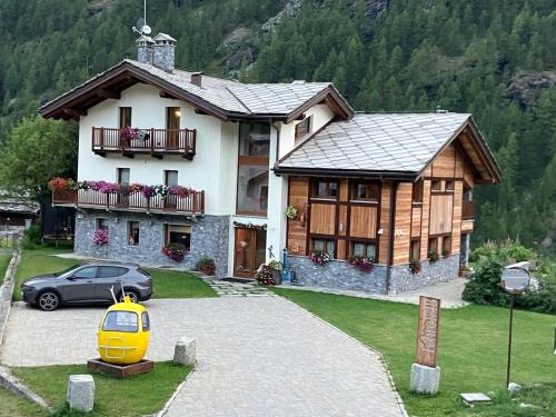 Gressoney-la-Trinite House | Fohre1748