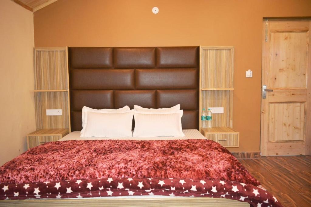 Manali Bed & Breakfast | Food&travel cafe n Homes