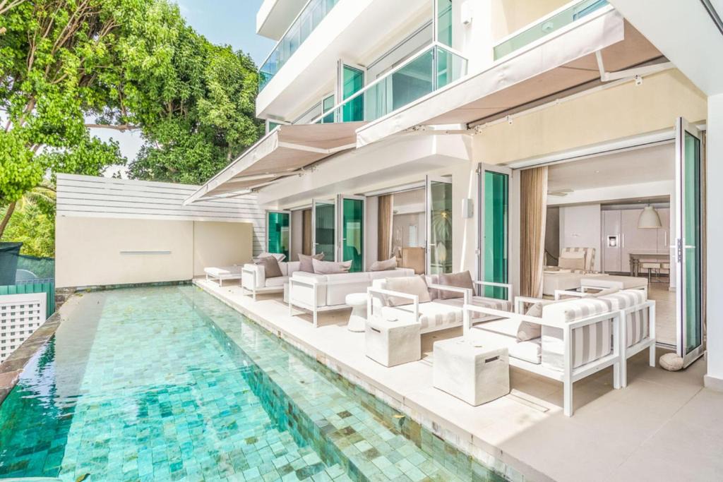 Mount Standfast House | Footprints by Blue Sky Luxury