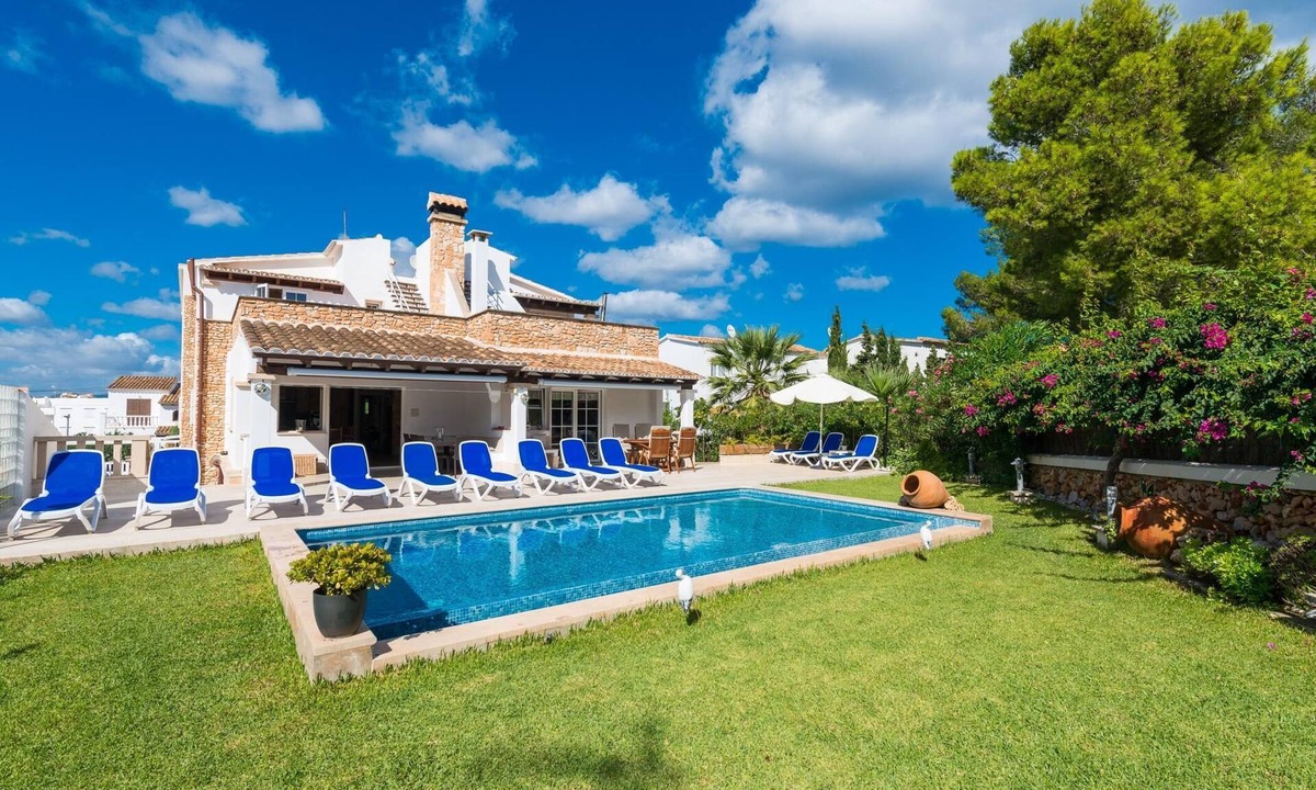 Cala Marcal Villa | For 12 pax 200m from Cala Marsal, Portocolom