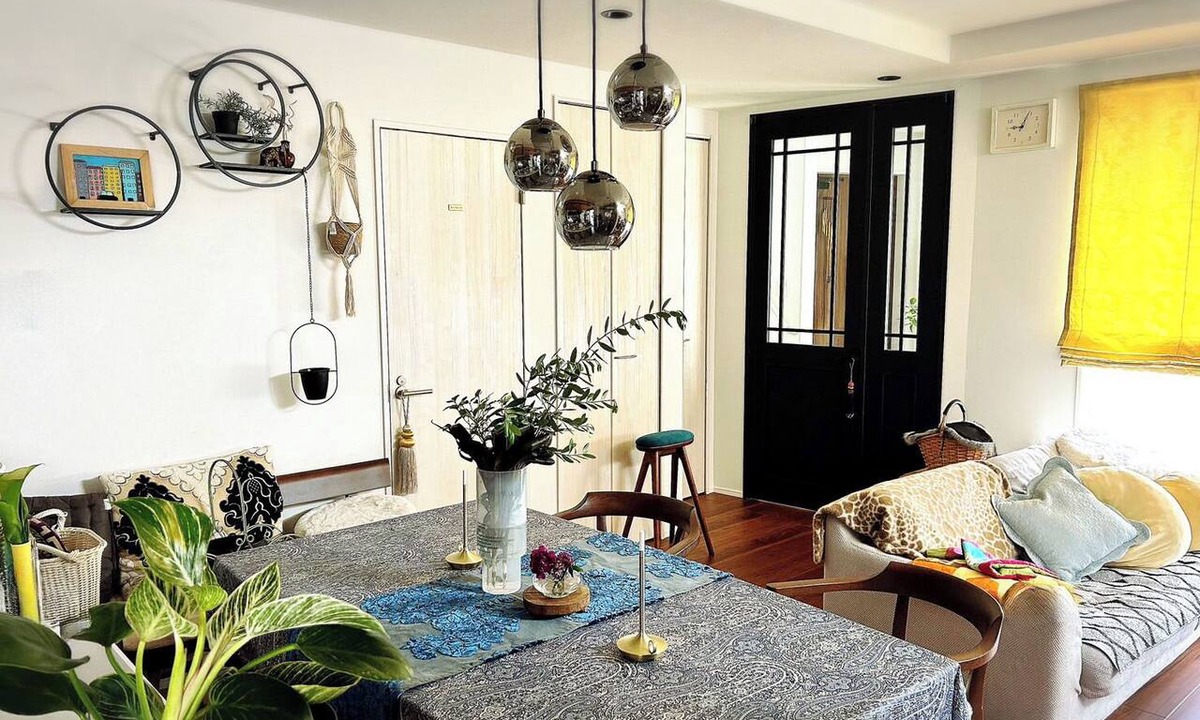 Maihama House | For Those Looking to Escape the Hustle and Bustle | A Quiet Home Near Disney | Newly Built Designer House | Parking Included | Accommodates Up to 6 Guests