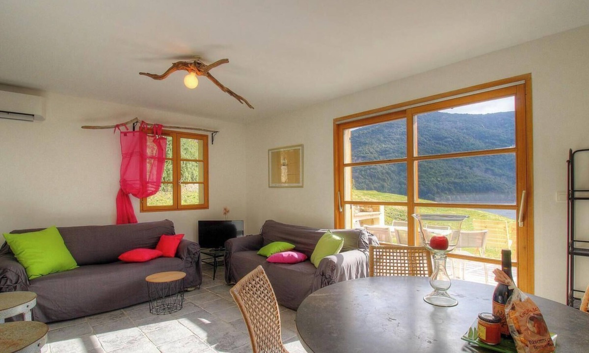Tolla House | Forca d'Olmu - Lake side