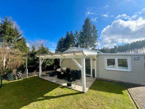 Guentersberge House | Forest-Fringed Comfort