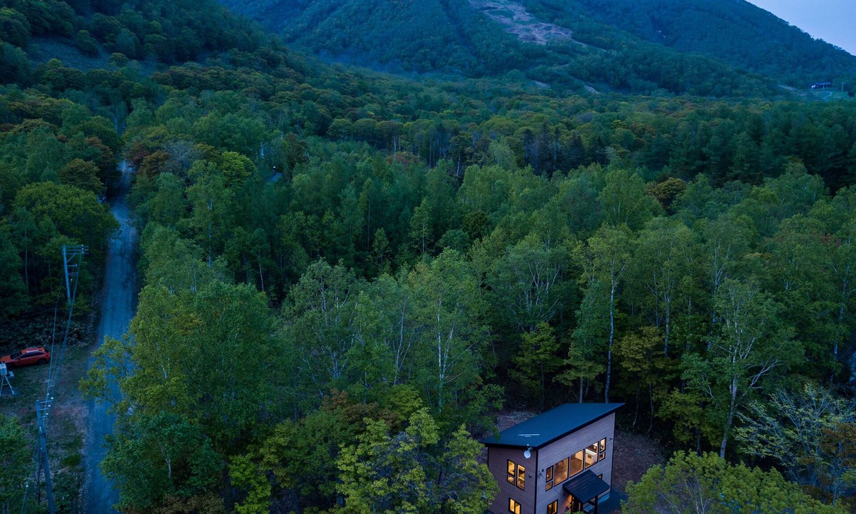 Niseko House | Forest Hideaway