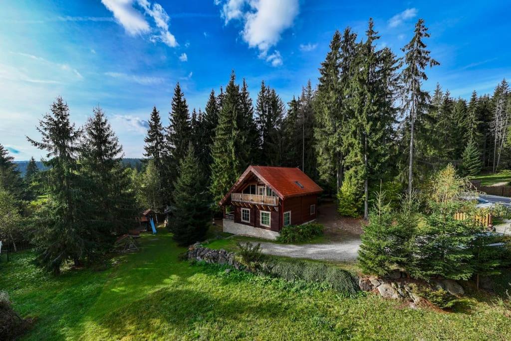 Joseni House | Forest Home Relax