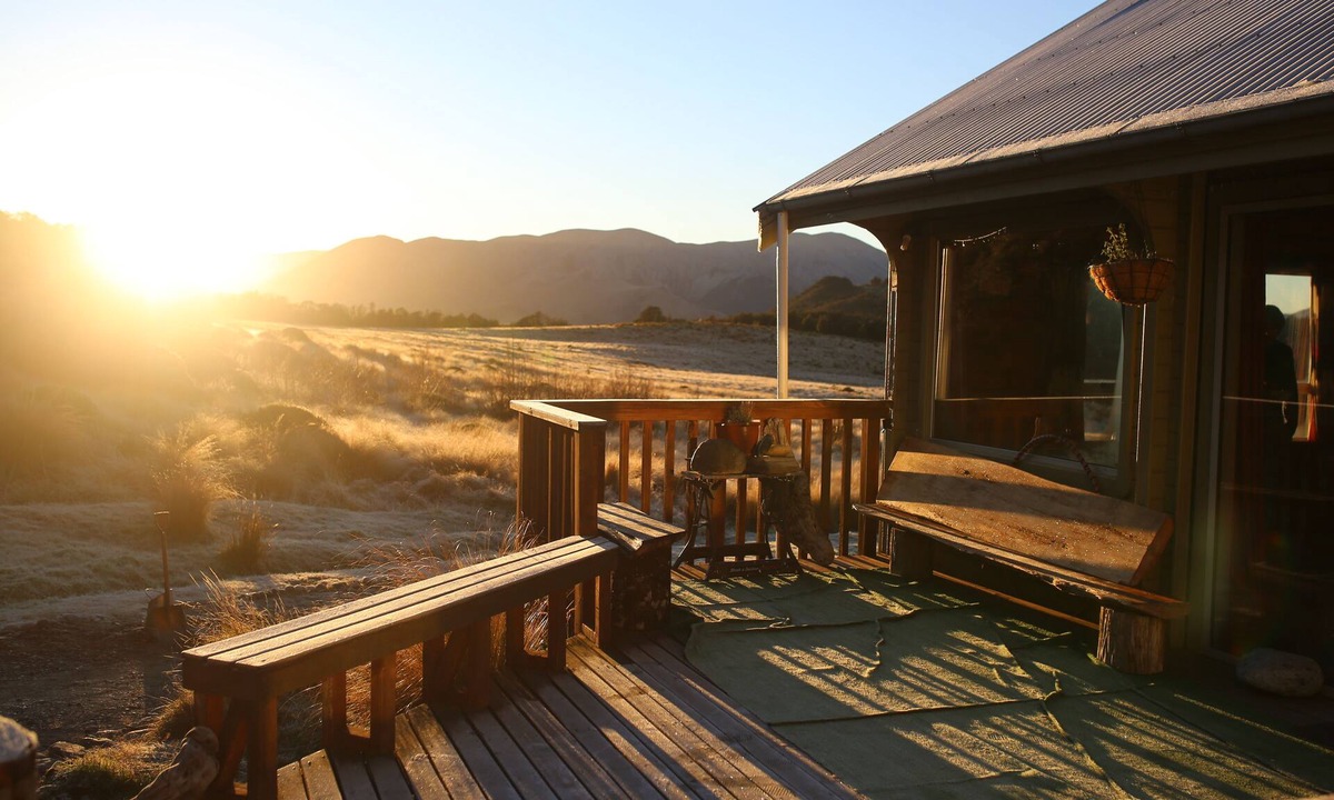 Castle Hill Hostel | Forest Lodge