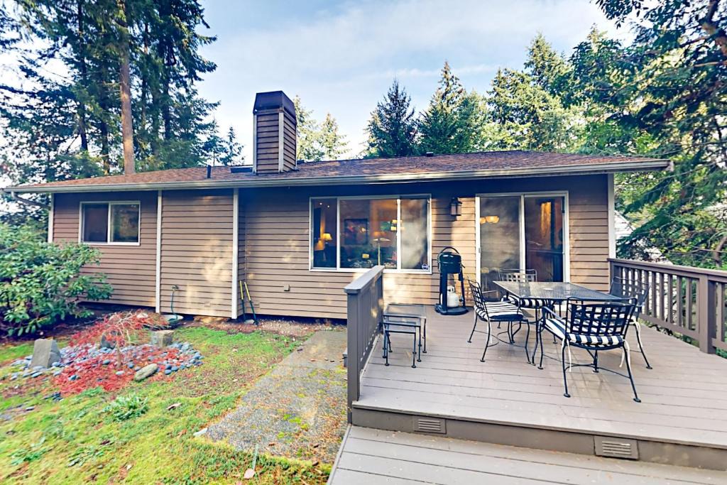 Westminster Triangle House | Forest Retreat