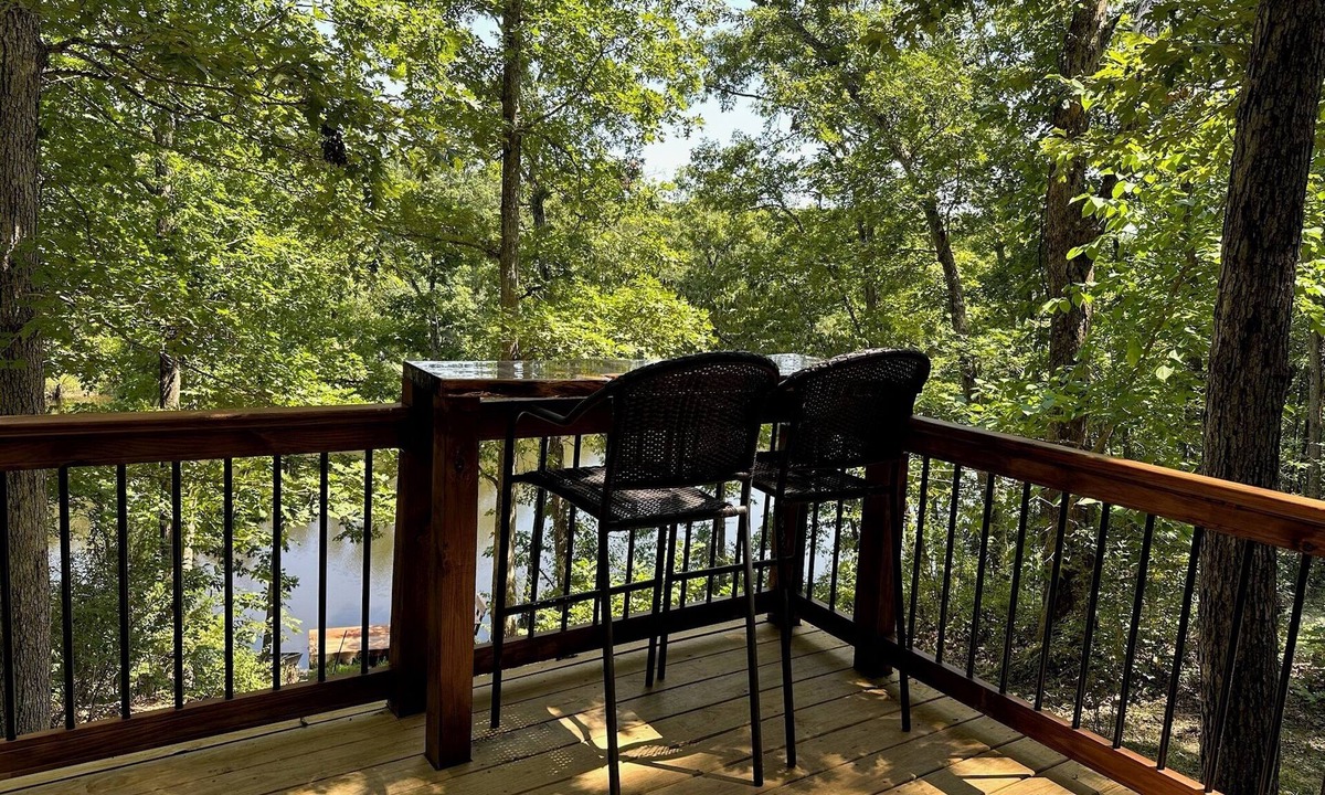 Warrenton Cabin | Forested Oasis