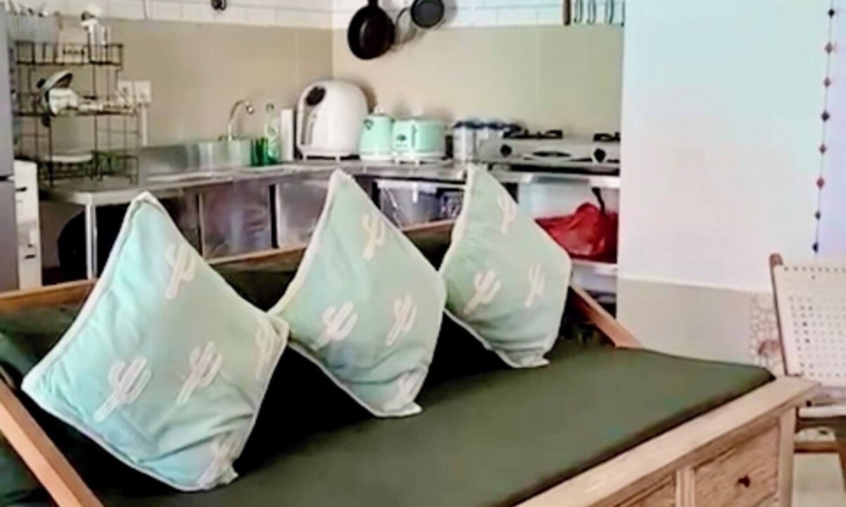 Padonan House | FOREVER SUMMER HOUSE 5-7 km away from hustle and bustle Canggu.