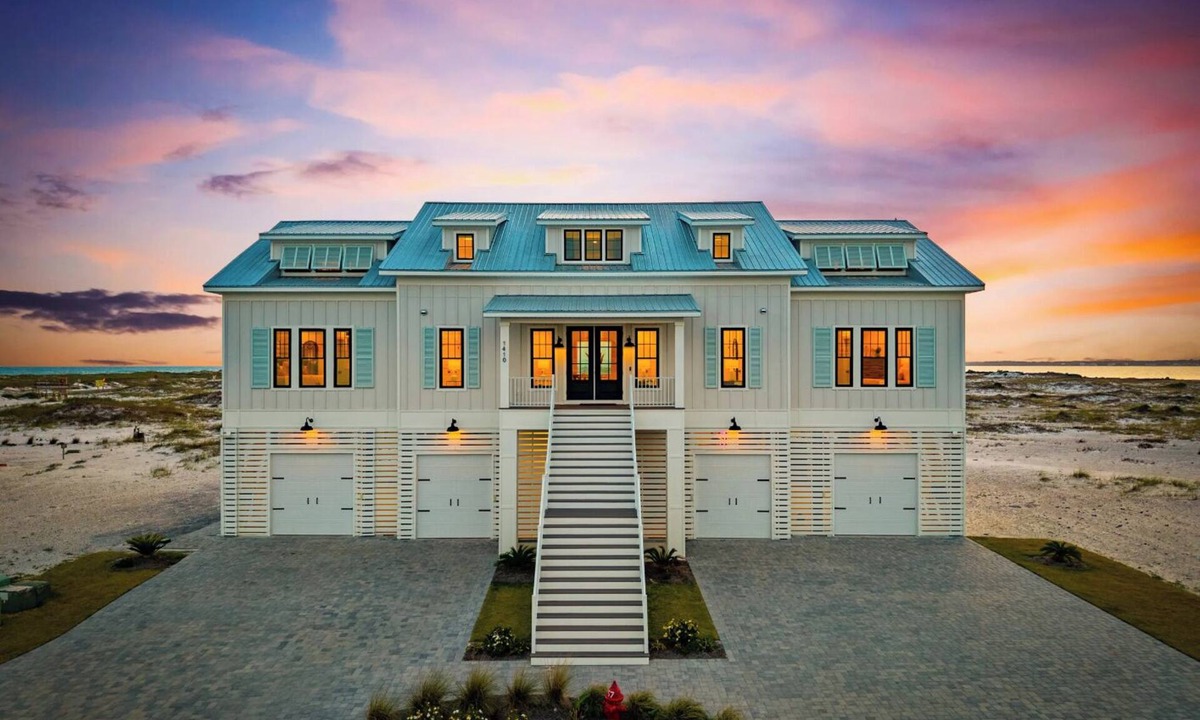 Navarre Beach House | Forever Sunsets w/ Private Temp Controlled Pool, Elevator & Sleeps 30 in beds
