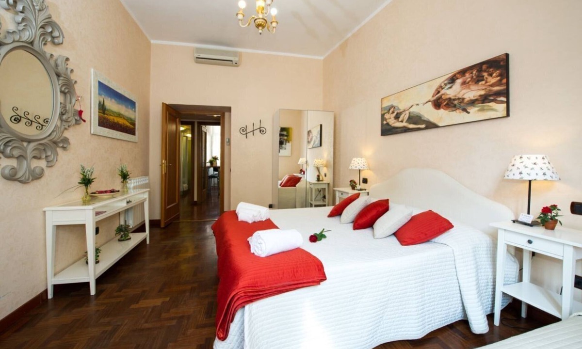 Vatican Apartment | Fornaci House